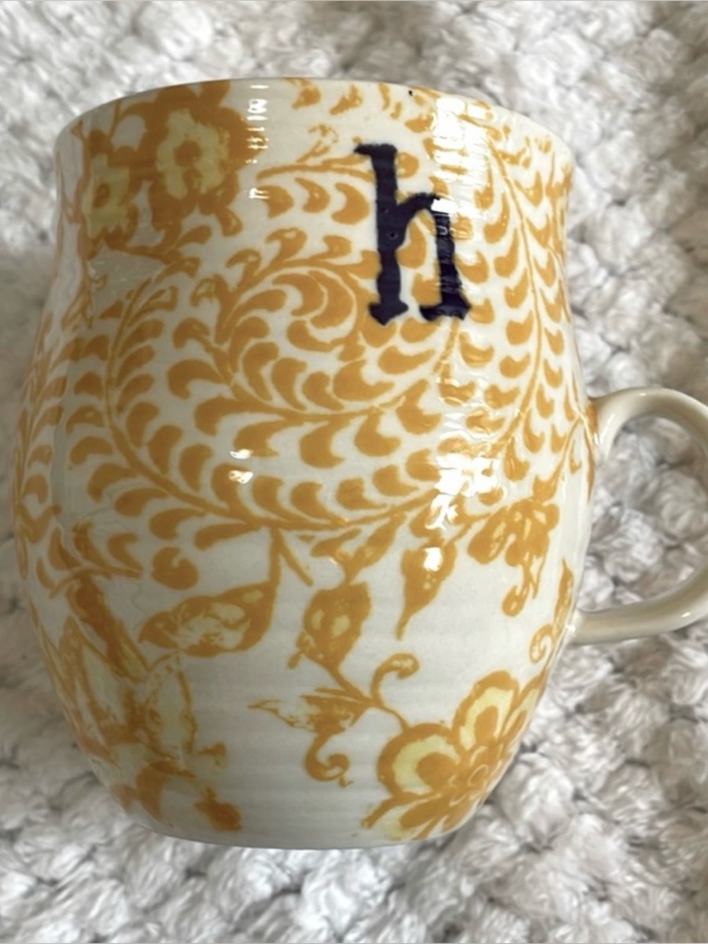 Anthropologie H initial mug